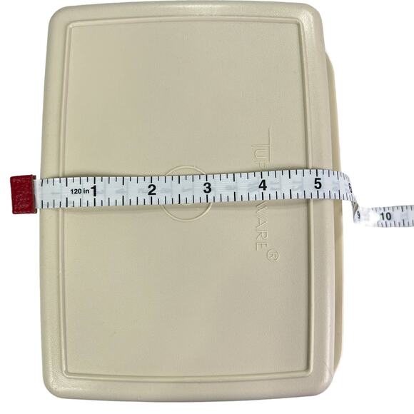 Tupperware Vintage Almond Ice Cream Keeper and Translucent Lid   #1 - Picture 8 of 9